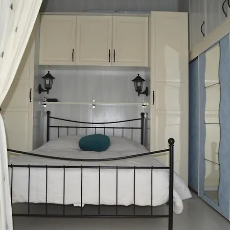 Grande Bleue - T1 Cab Mezz 5 Couchages Port Mae-6184 * Leucate