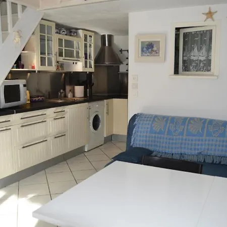 Grande Bleue - T1 Cab Mezz 5 Couchages Port Mae-6184 *